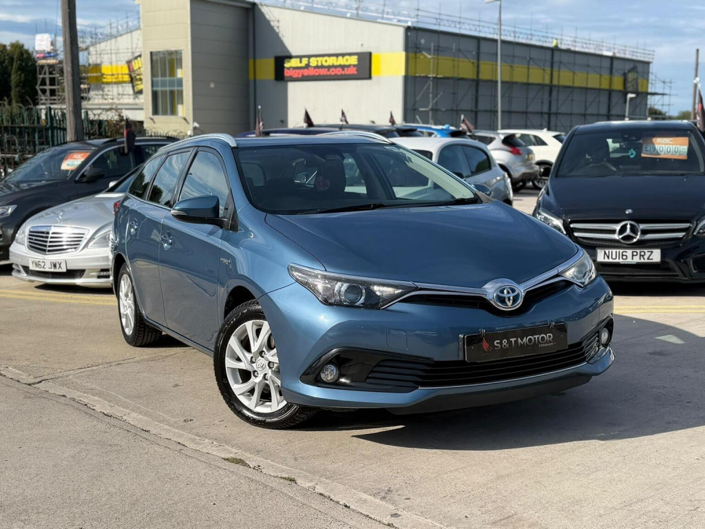 2018 Toyota AURIS